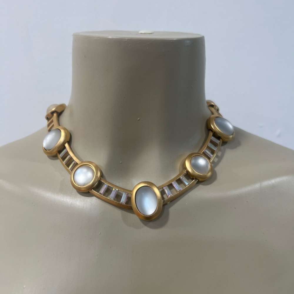 VTG rate runway deco money necklace 17.5 (18”)